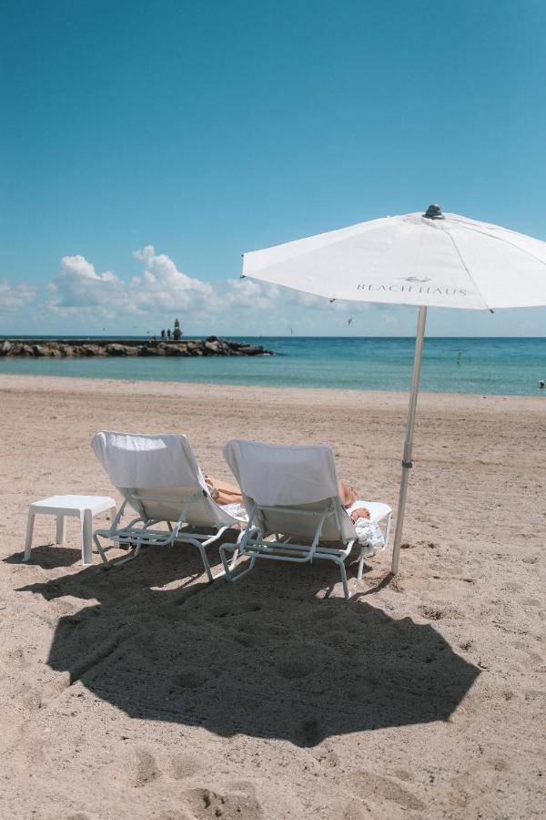 Beach Haus Residences Бол Харбор Экстерьер фото